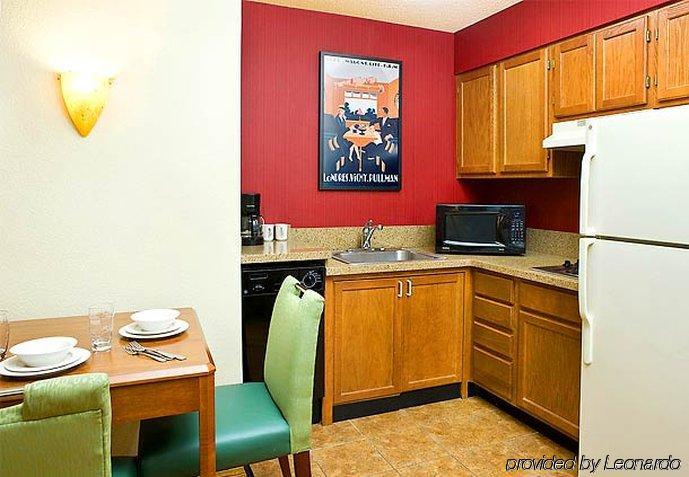 Residence Inn By Marriott Fort Collins Pokoj fotografie